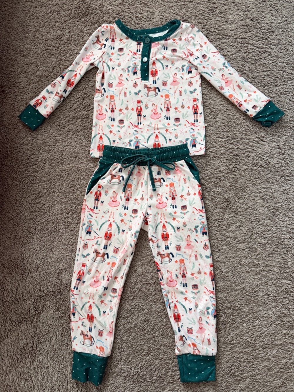 SweetHoney White Nutcracker & Ballerina Print Pajama Set with Green Trim jogger